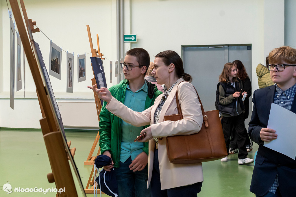 I GDYŃSKI KONKURS '' FOTOGRAFICZNE WARIACJE - łap chwile z perspektywy gdyńskiego przechodnia''