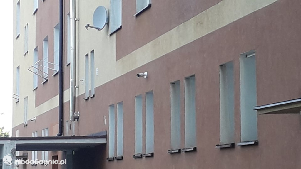 CZARNE -  zdewastowany plac zabaw