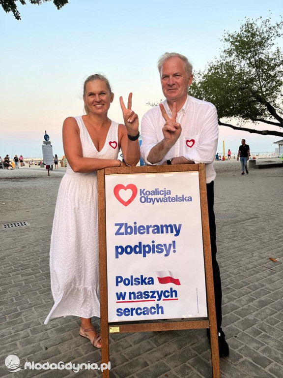 KO zbiórka podpisów - Krzywonos, Nowacka, Rybicki