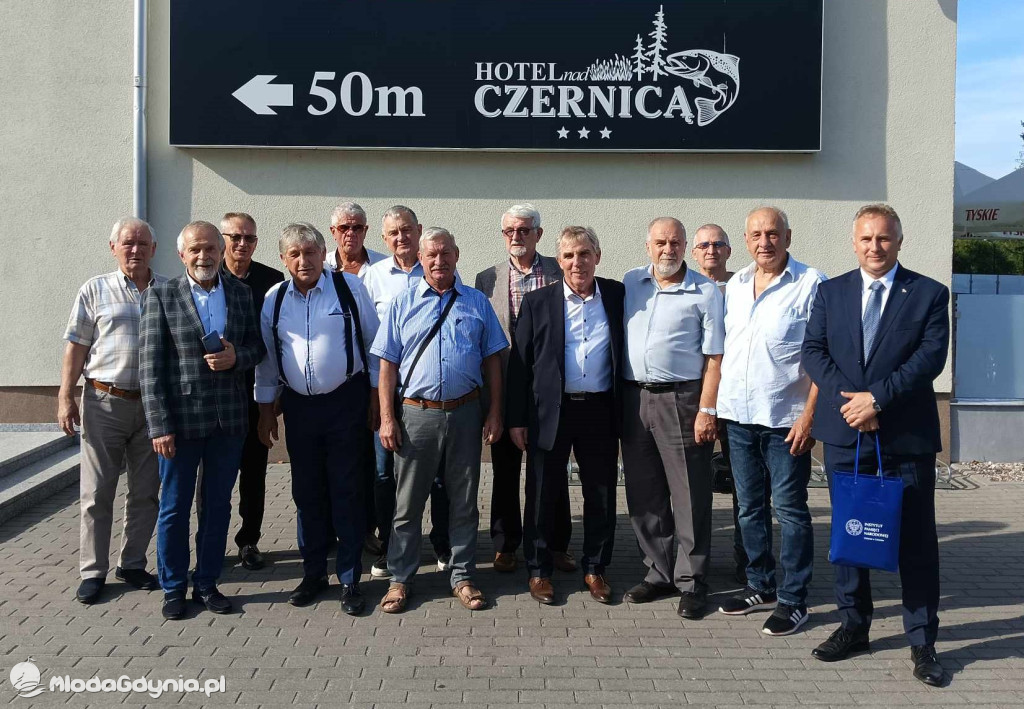 Czarne - Odsłonięcie tablicy pamiątkowej upamiętniającej osoby represjonowane w stanie wojennym