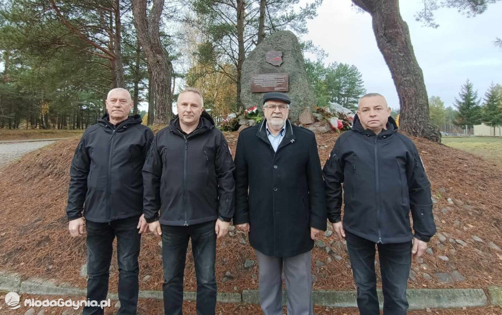 Uczcili pamięć o internowaniu w 1982 roku do obozu w Czarnem