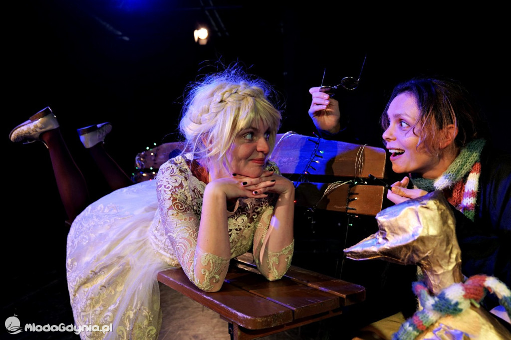 Złotopióra - Teatr Gdynia Główna