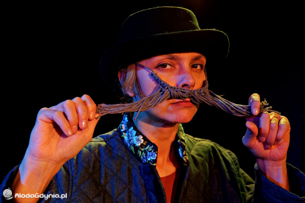 Złotopióra - Teatr Gdynia Główna