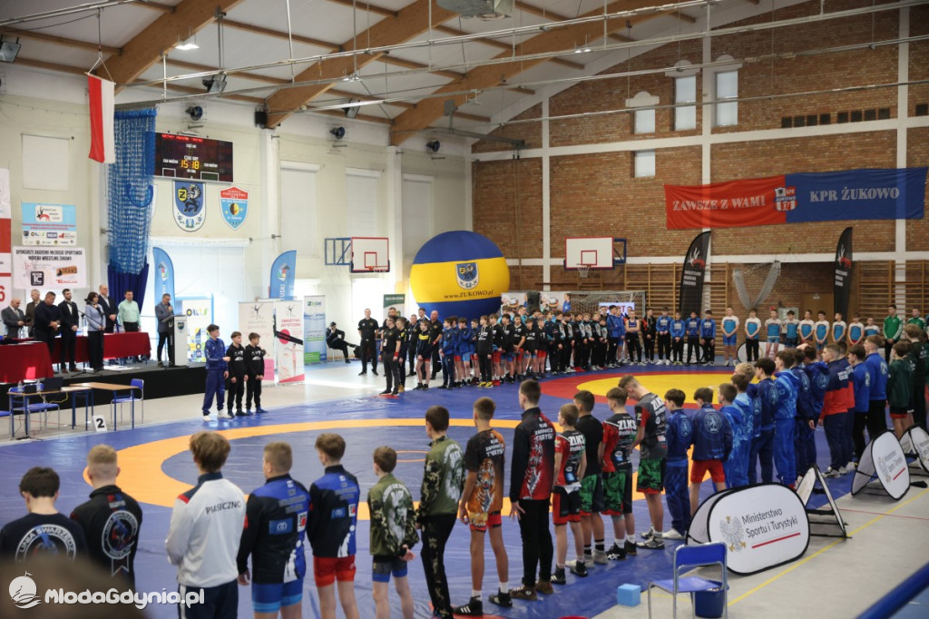 Młodzi zapaśnicy walczyli o Mistrzostwo Polski w Żukowie