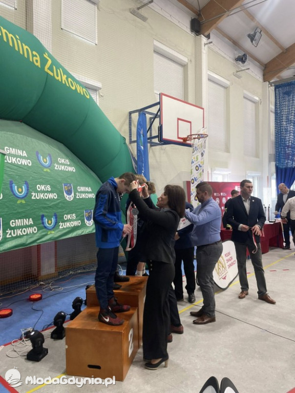 Młodzi zapaśnicy walczyli o Mistrzostwo Polski w Żukowie