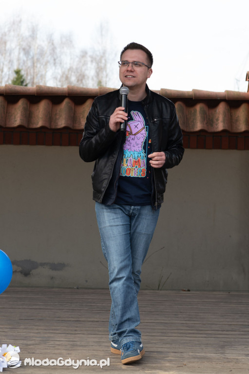 „Stop Hejt – Działaj z miłością do ludzi”. Wspólna akcja w Żukowie