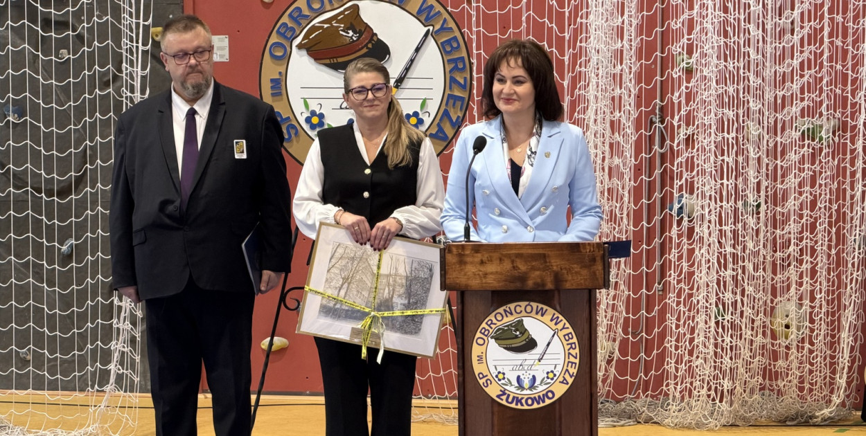 50-lecie nadania imienia Obrońców Wybrzeża Szkole Podstawowej nr 1 w Żukowie