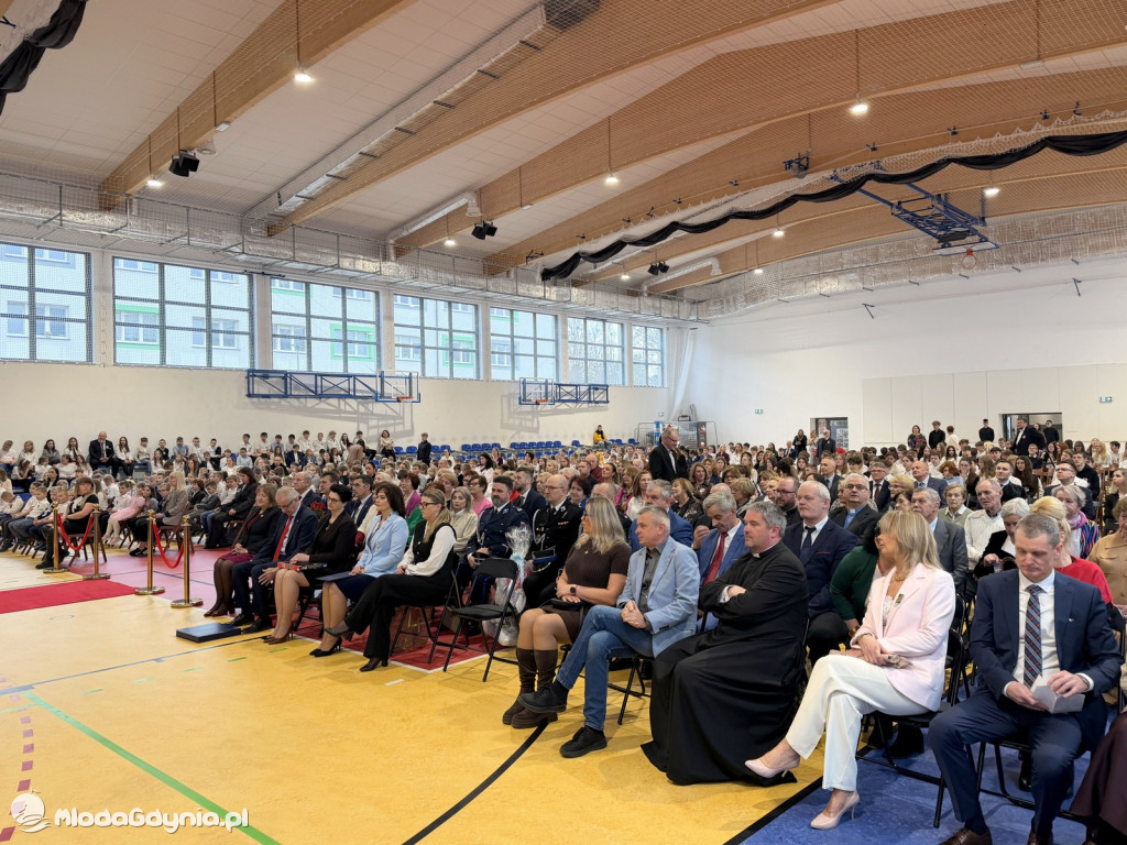 50-lecie nadania imienia Obrońców Wybrzeża Szkole Podstawowej nr 1 w Żukowie