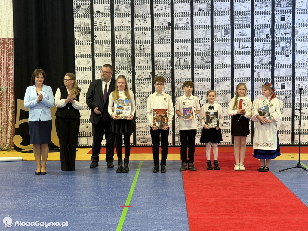 50-lecie nadania imienia Obrońców Wybrzeża Szkole Podstawowej nr 1 w Żukowie