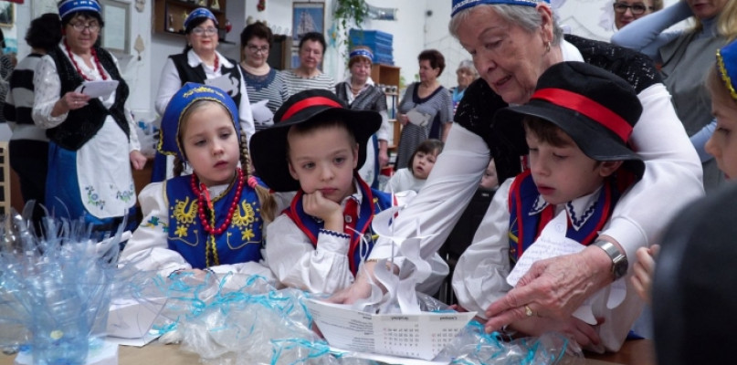 Przedszkolaki i seniorzy zrobili Gdyni prezent na urodziny
