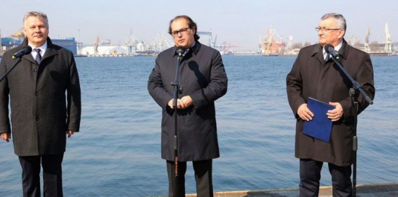 Minister Gróbarczyk: Zrealizowane i rozpoczęte inwestycje w porcie Gdynia to kwota