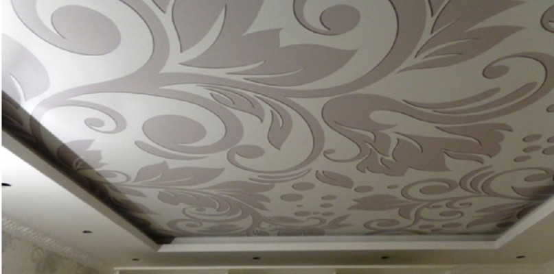 Jaki sufit napinany wybrać: pomysły na sufity napinane do różnych pomieszczeń