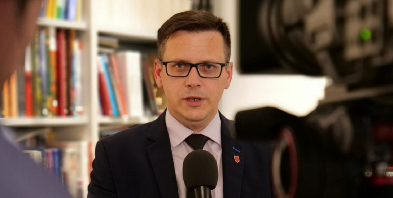 Paweł Warot odwołany! Wielkie zaskoczenia i morze domysłów