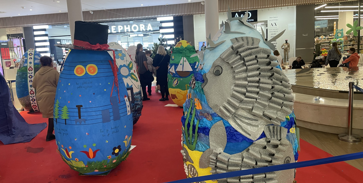 Najlepsze "jajko" z Cisowej. SP 31 wygrała tegoroczną Fabrykę Pisanek w Rivierze