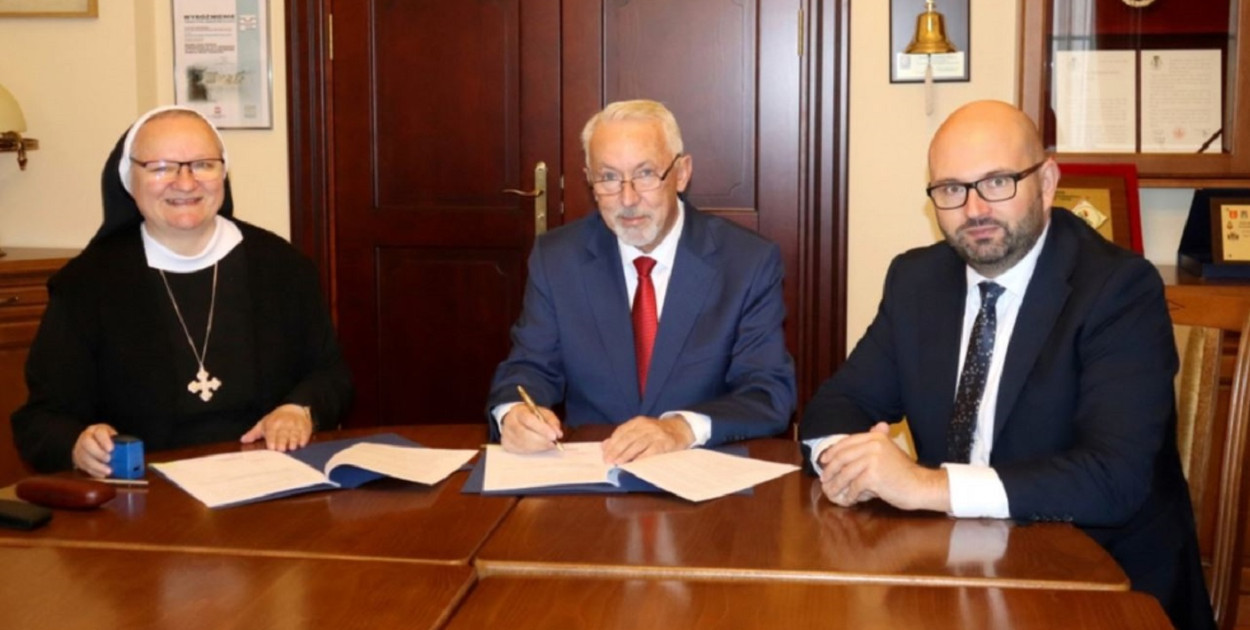 Remont zabytkowego Klasztoru Sióstr Zmartwychwstanek w Wejherowie 