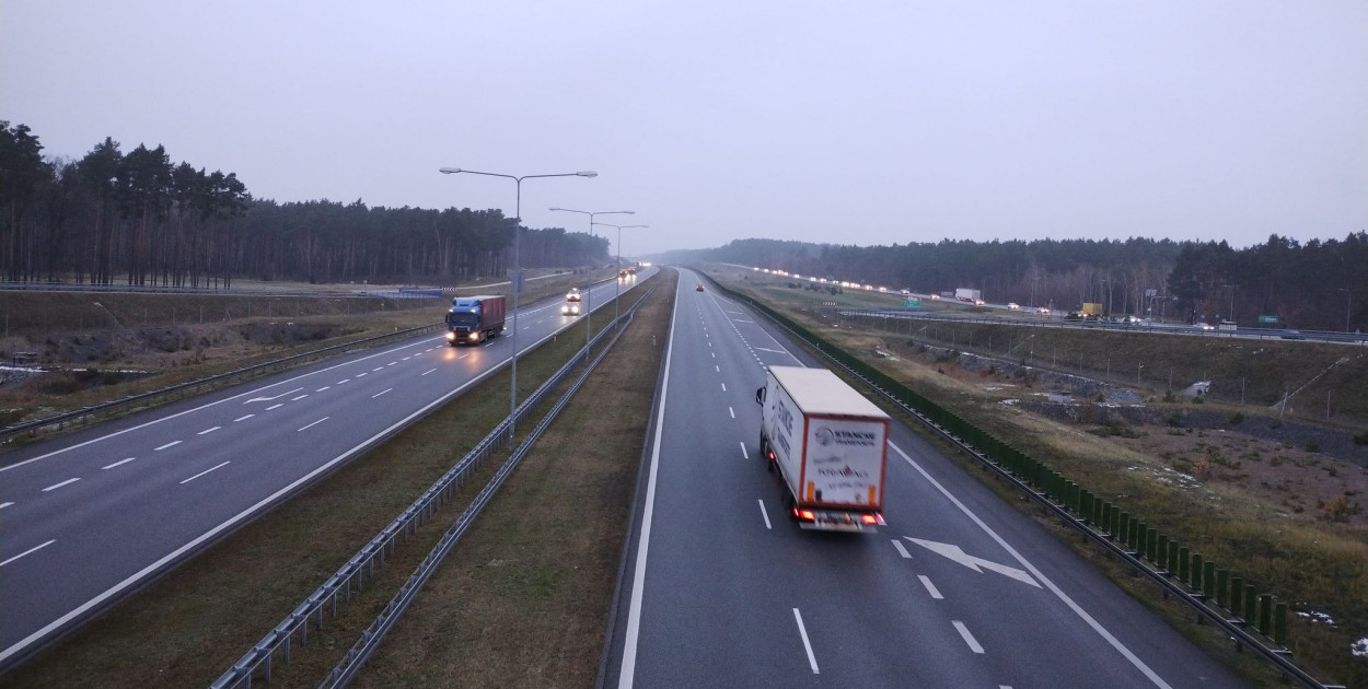 Przy polskich drogach staną nowe urządzenia. Nie chodzi o radary