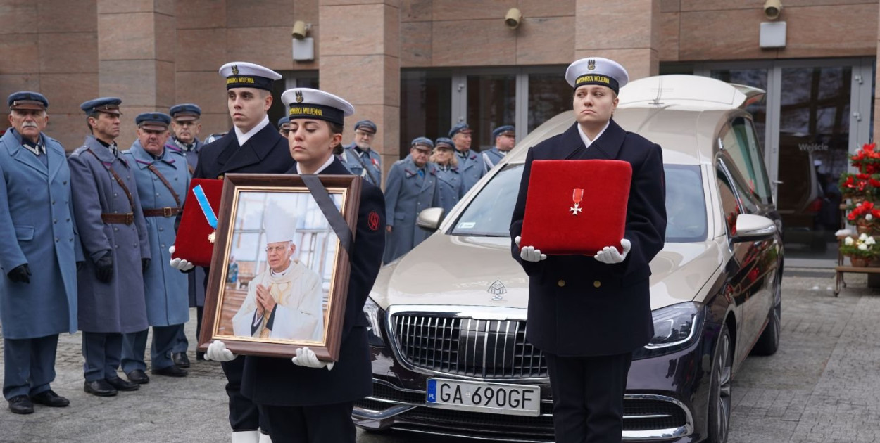 Ostatnie pożegnanie księdza Edmunda Skalskiego