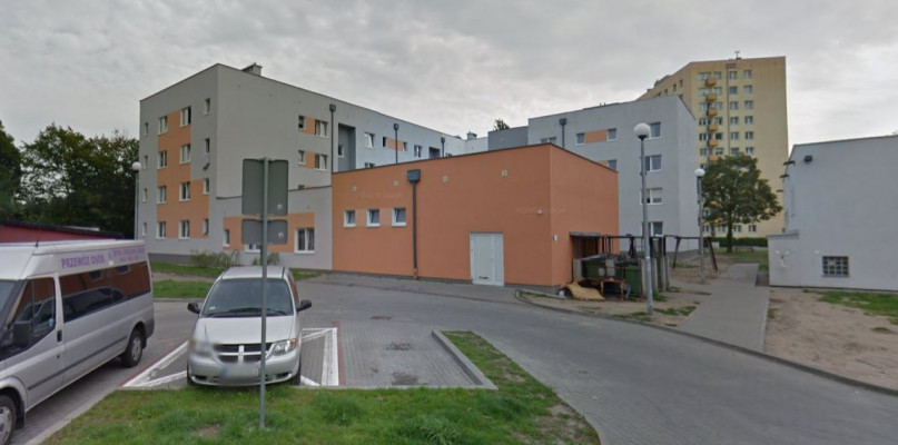 Komunalny blok mieszkalny przy ul. Widnej 10