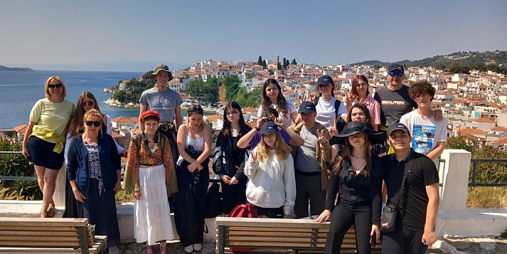 "Związani z morzem" - licealiści z V LO odwiedzili Grecję
