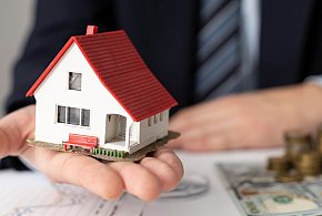 Polacy coraz chętniej biorą kredyty. Królują hipoteki-63621