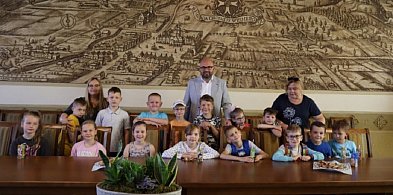 Uczniowie z wejherowskiej „szóstki” zwiedzili Ratusz-63687
