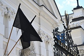 W obliczu tragedii uczelnie w całej Polsce solidaryzują się z UW-72611