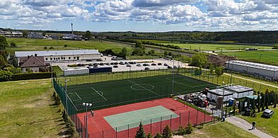 Trwa modernizacja kompleksu sportowego przy Szkole Podstawowej nr 2 w Żukowie-73956