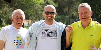 Sobótki na Osiedlu Fenikowskiego-74057