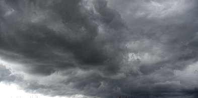 Nadchodzą burze! IMGW: podwyższenie stopnia ostrzeżeń -74643