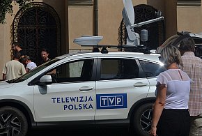 Zmiany w Telewizji Polskiej. Te kanały mogą przejść do historii-76415