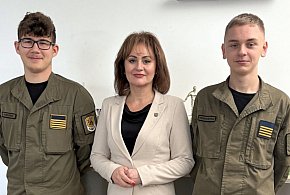 Uczniowie ZSZiO w Żukowie pomogli zatrzymać przestępcę-77448