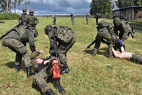 Setki tysięcy Polaków pójdą na szkolenie. Wojsko otwiera drzwi dla cywilów-77843