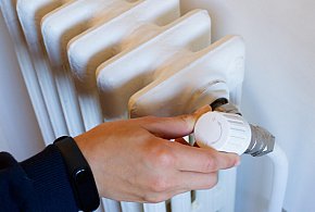 Kaloryfer zakręcony? I tak zapłacisz. Nowe prawo uderzy w lokatorów-78248