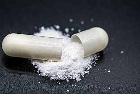 Salmonella w popularnym suplemencie. „Nie należy spożywać”-78327