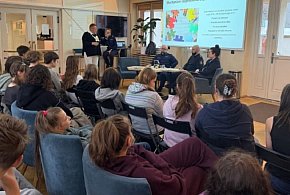 Razem przeciwko nienawiści – debata społeczna Komendy Miejskiej Policji w Gdyni-78353