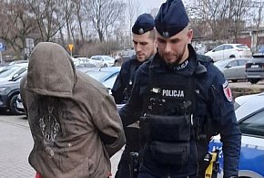 Nic sobie nie robił z sądowego zakazu zbliżania się. Żona z córką musiały przed-78936