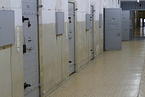 26 lat więzienia za zabójstwo żony i upozorowanie wypadku na Kaszubach-78943