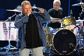 Kult odwołał koncerty z udziałem Kazika do kwietnia 2026-79019