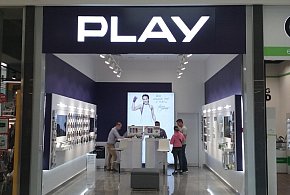 Potężna kara dla Play. Sieć ma zwrócić klientom pobrane środki-79024