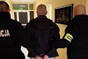 Awanturował się, groził i wykonywał zabronione prawem gesty. Usłyszał zarzuty-79209