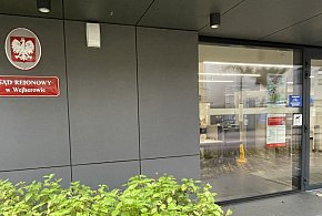 Czy Sąd odnajdzie tajemniczą teczkę kierownik Kocińskiej?-79555