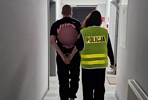 Pijany pacjent zaatakował ratowników medycznych-79623