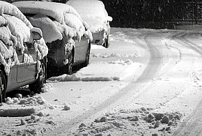 IMGW ostrzega: opady marznące w 13 województwach: Alert RCB: gołoledź w dziewięciu