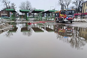 Pomorskie/ Blisko 130 strażackich interwencji w związku z odwilżą
