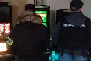 Celny cios wymierzony w organizatorów nielegalnych gier hazardowych