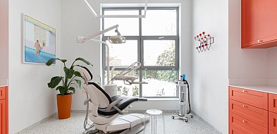 Stomatolog blisko Trójmiasta: dlaczego pacjenci wybierają gabinet dr M. Zybko-78918