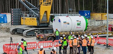 Gaz-System: decyzja GDOŚ nie wpływa na harmonogram budowy FSRU w Zatoce Gdańskiej