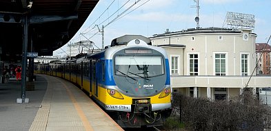 Gdynia/ Wznowiono ruch pociągów po śmiertelnym potrąceniu kobiety