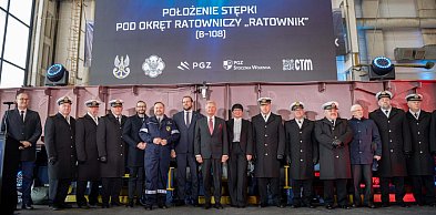 Gdynia/ Położono stępkę pod nowy okręt ratowniczy dla Marynarki Wojennej RP