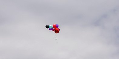 Szef MON: balony wlatujące w polską przestrzeń powietrzną to element wojny